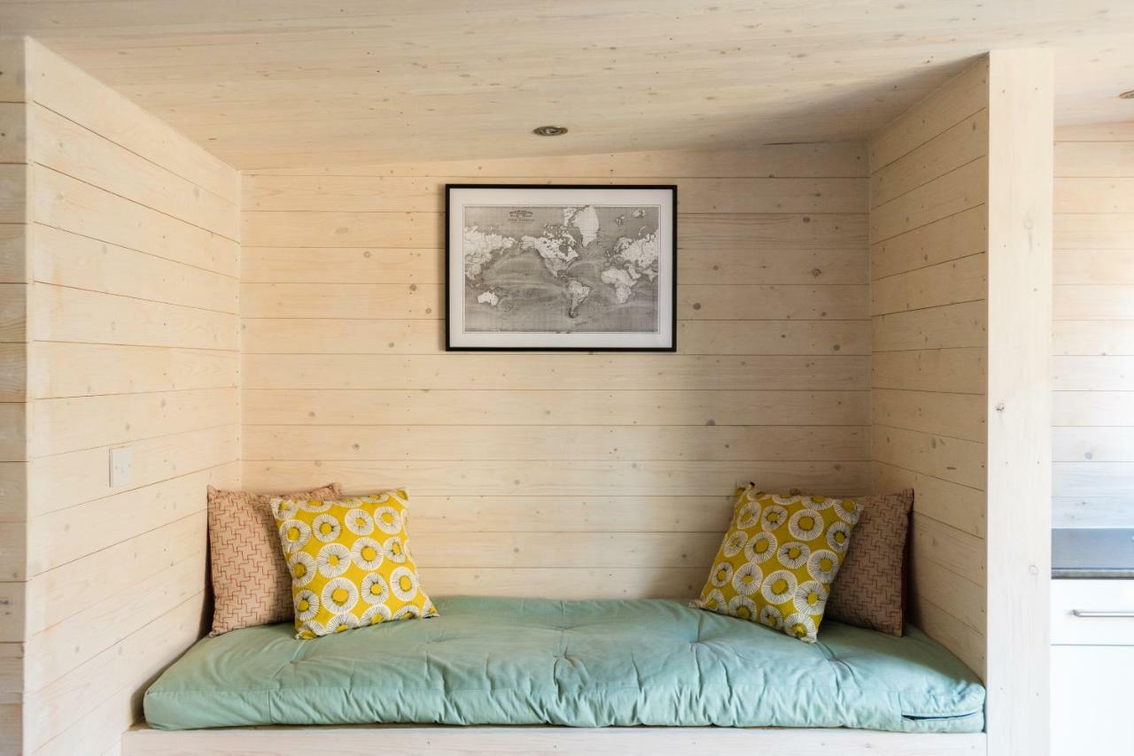 The Navy Court - Scandinavian Inspired 4Bdr Home Oxford Exterior photo